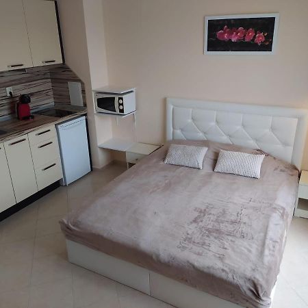 Destination Bulgaria 2000 Cascadas Private Summer Family Apartments Pantai Sunny Bagian luar foto