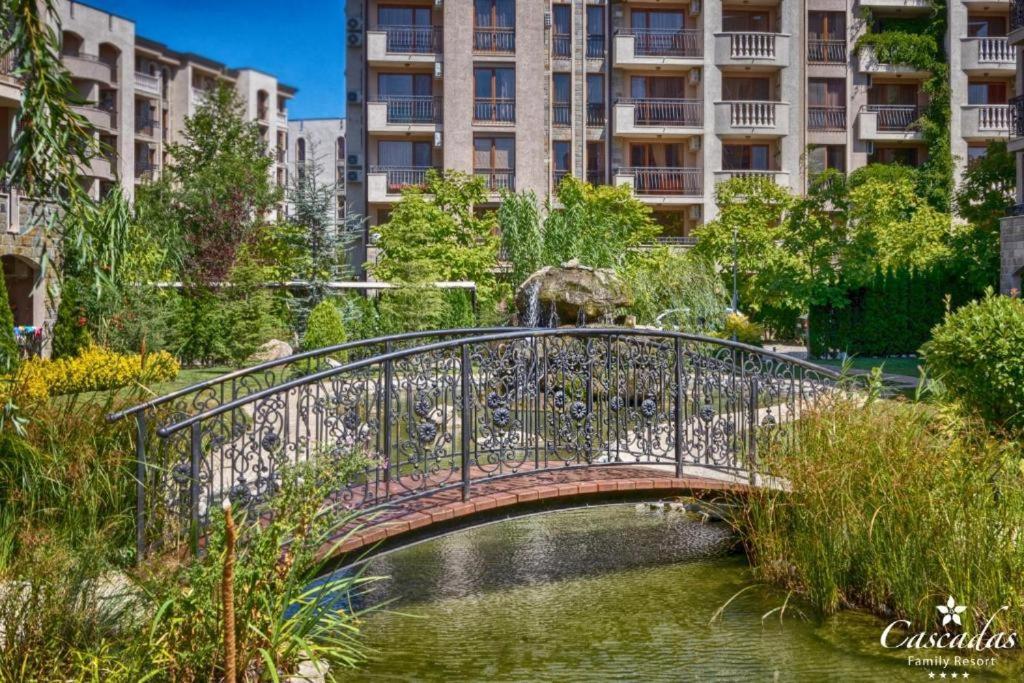 Destination Bulgaria 2000 Cascadas Private Summer Family Apartments Pantai Sunny Bagian luar foto
