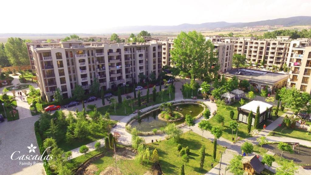 Destination Bulgaria 2000 Cascadas Private Summer Family Apartments Pantai Sunny Bagian luar foto