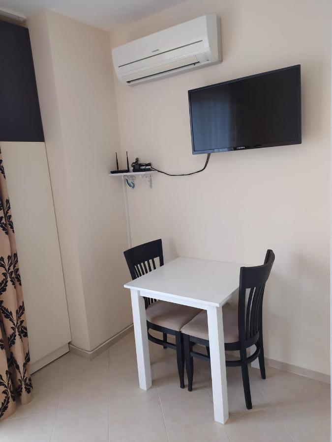 Destination Bulgaria 2000 Cascadas Private Summer Family Apartments Pantai Sunny Bagian luar foto