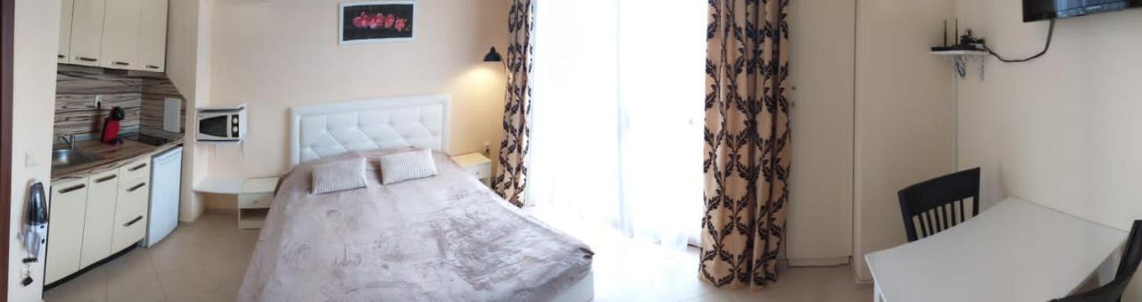 Destination Bulgaria 2000 Cascadas Private Summer Family Apartments Pantai Sunny Bagian luar foto